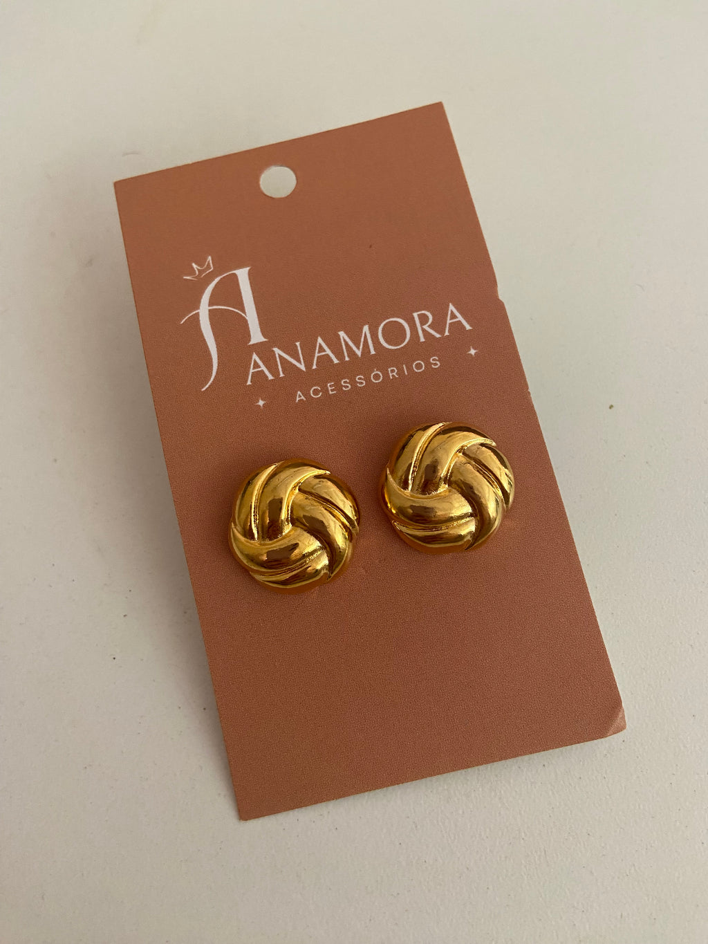 Brinco Nó Entrançado Dourado