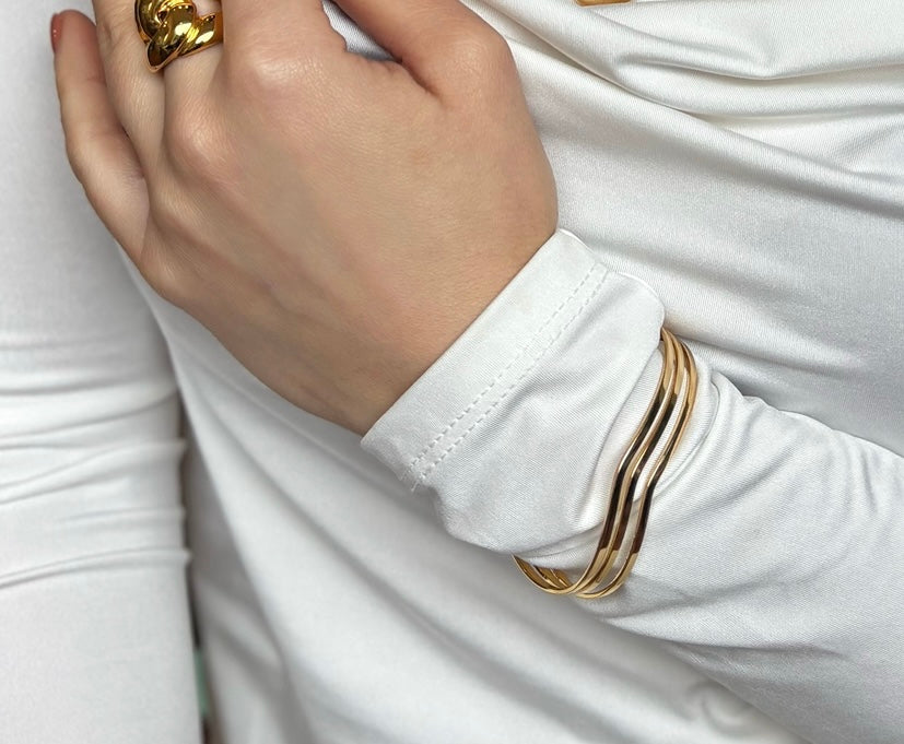 Bracelete Rígido Orgânico Ondulado Três Fios Dourado